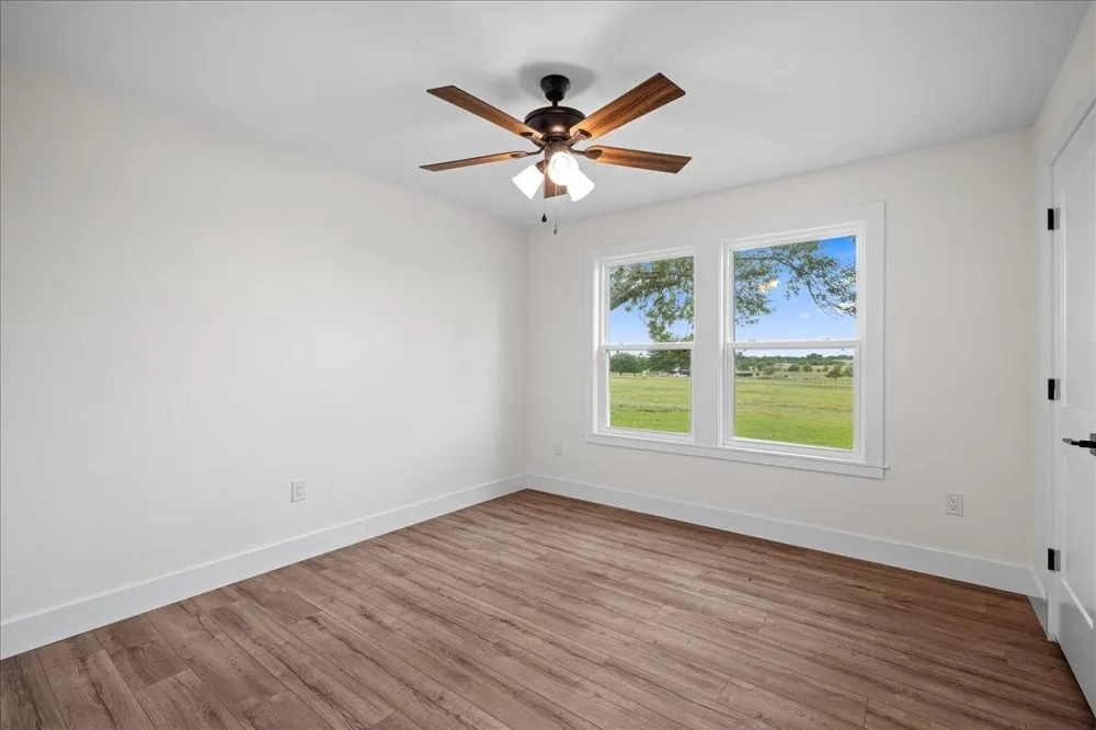 1232 Swiss Alp Hills Loop Schulenburg, TX 78956