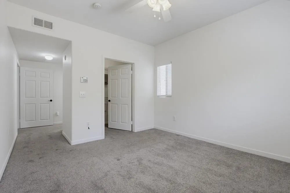 7647 Mission Gorge #19 San Diego, CA 92120