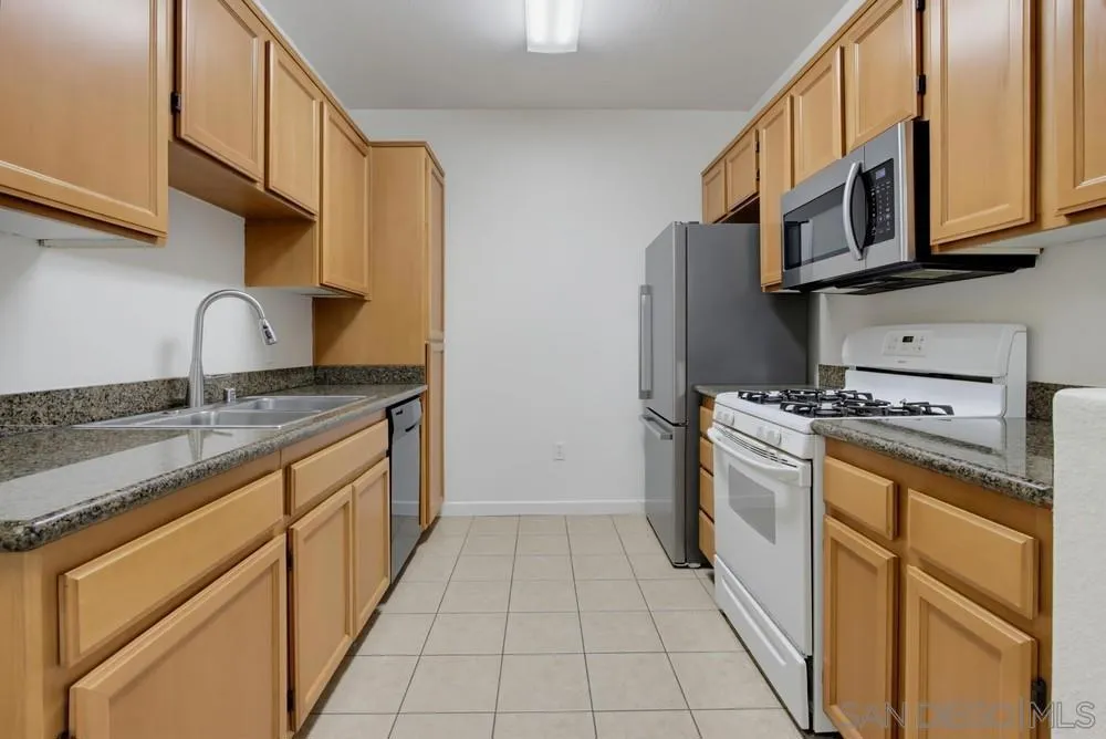 7647 Mission Gorge #19 San Diego, CA 92120