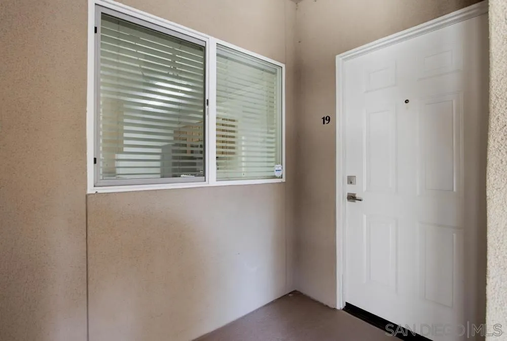 7647 Mission Gorge #19 San Diego, CA 92120