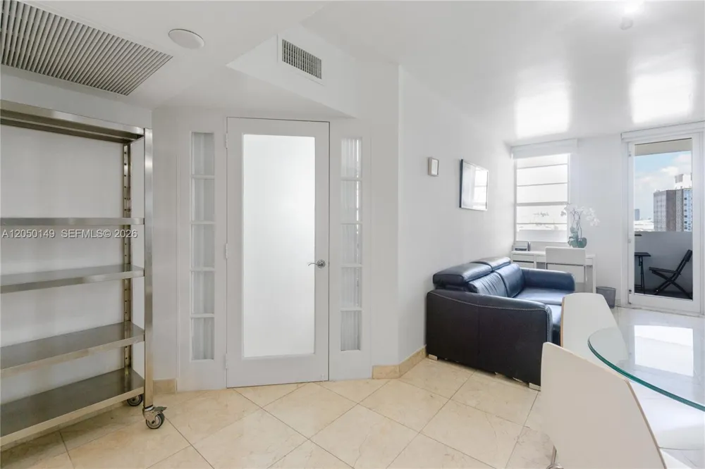 100 Lincoln Rd #1020 Miami Beach, FL 33139