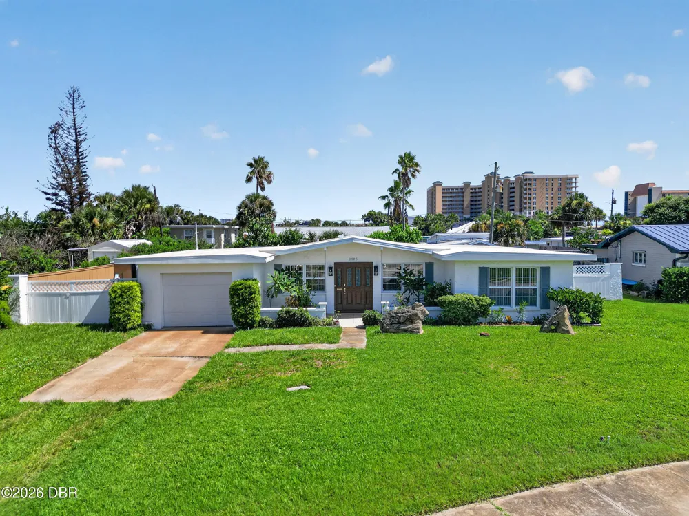 2525 Coral Way W #1 Daytona Beach Shores, FL 32118