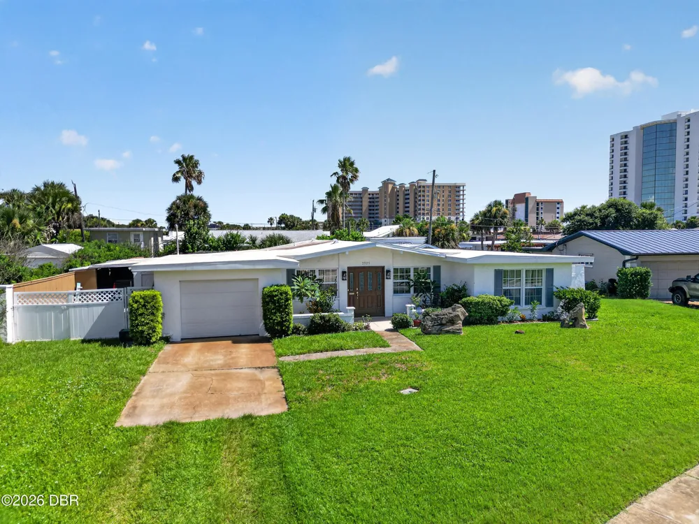 2525 Coral Way W #1 Daytona Beach Shores, FL 32118