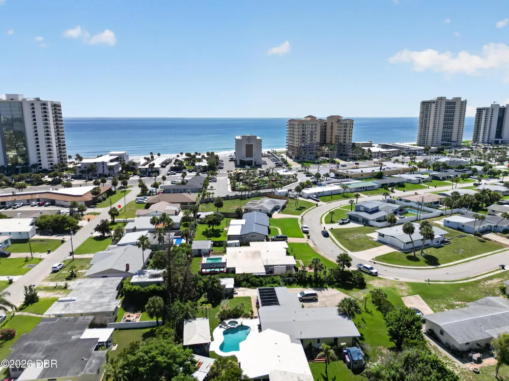 2525 Coral Way W #1 Daytona Beach Shores, FL 32118