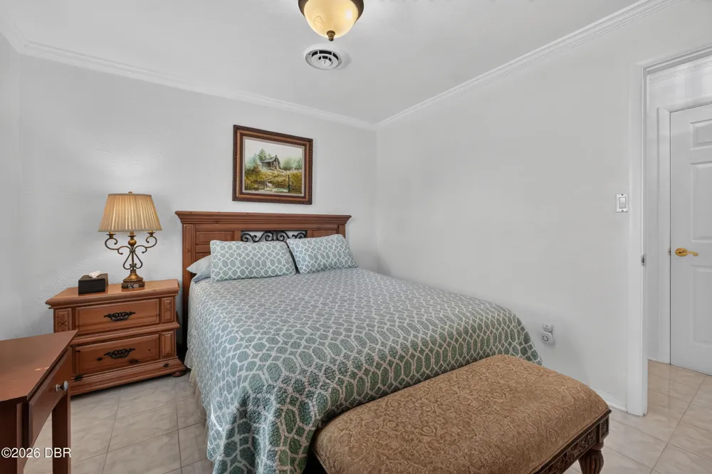 2525 Coral Way W #1 Daytona Beach Shores, FL 32118