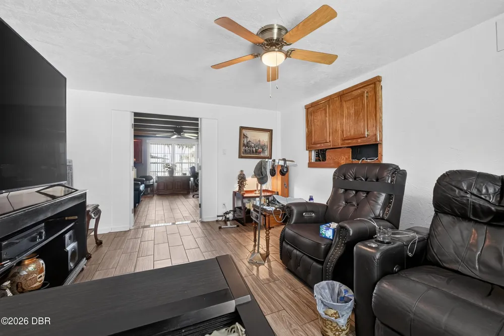 2525 Coral Way W #1 Daytona Beach Shores, FL 32118