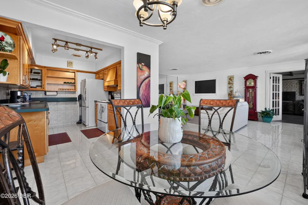 2525 Coral Way W #1 Daytona Beach Shores, FL 32118
