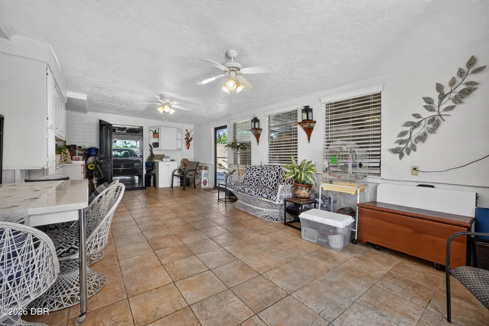 2525 Coral Way W #1 Daytona Beach Shores, FL 32118
