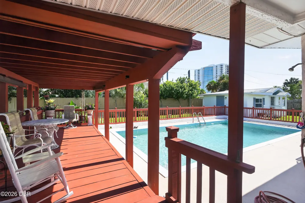 2525 Coral Way W #1 Daytona Beach Shores, FL 32118