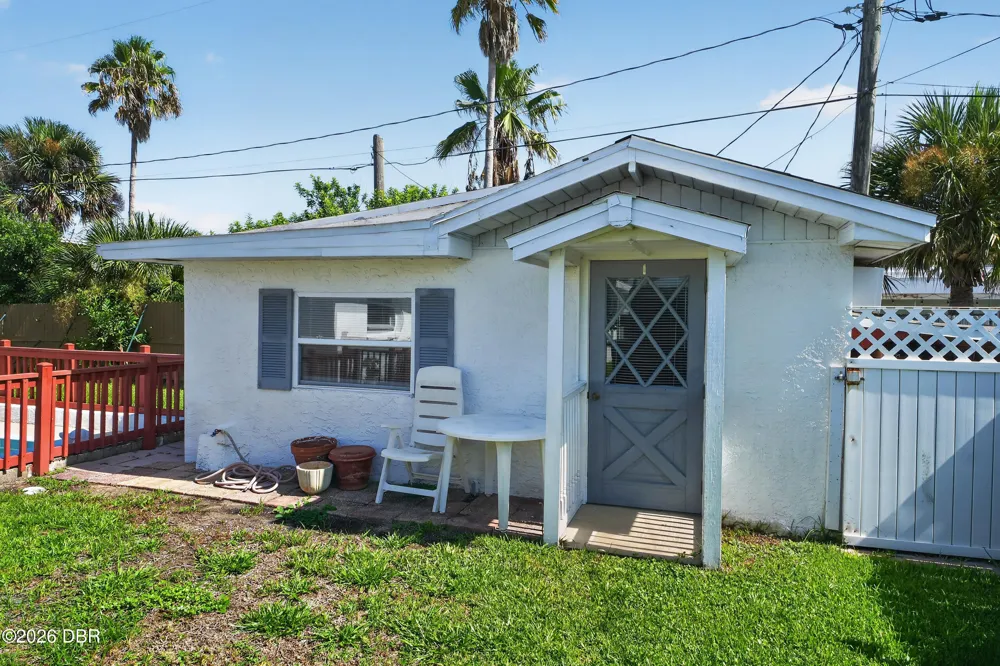 2525 Coral Way W #1 Daytona Beach Shores, FL 32118