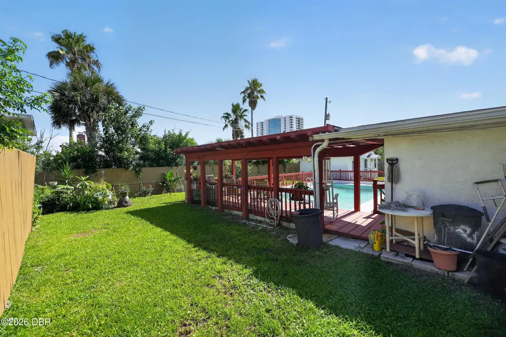 2525 Coral Way W #1 Daytona Beach Shores, FL 32118