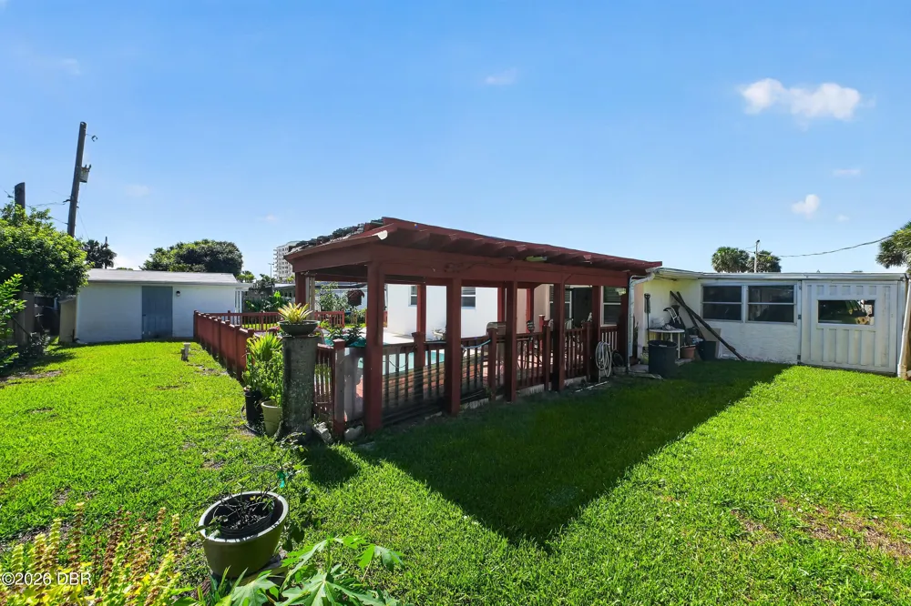 2525 Coral Way W #1 Daytona Beach Shores, FL 32118