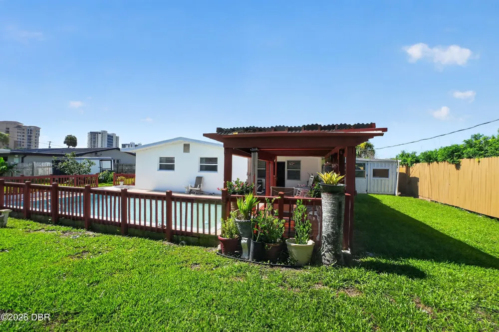 2525 Coral Way W #1 Daytona Beach Shores, FL 32118