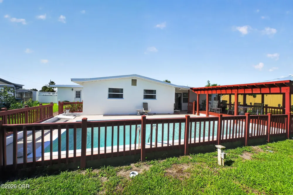 2525 Coral Way W #1 Daytona Beach Shores, FL 32118