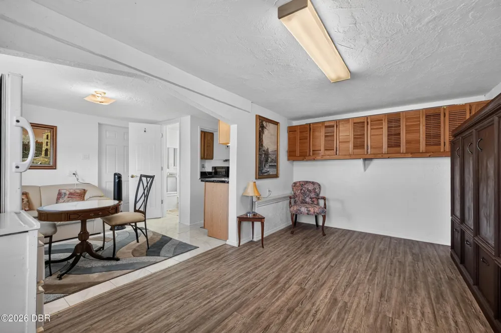 2525 Coral Way W #1 Daytona Beach Shores, FL 32118