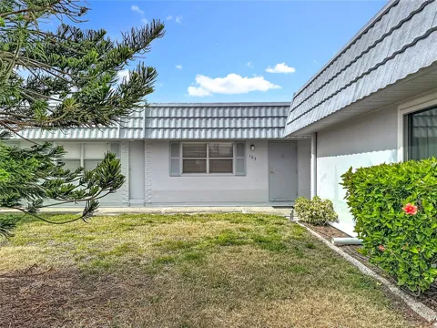 202 BEDFORD TRAIL #103