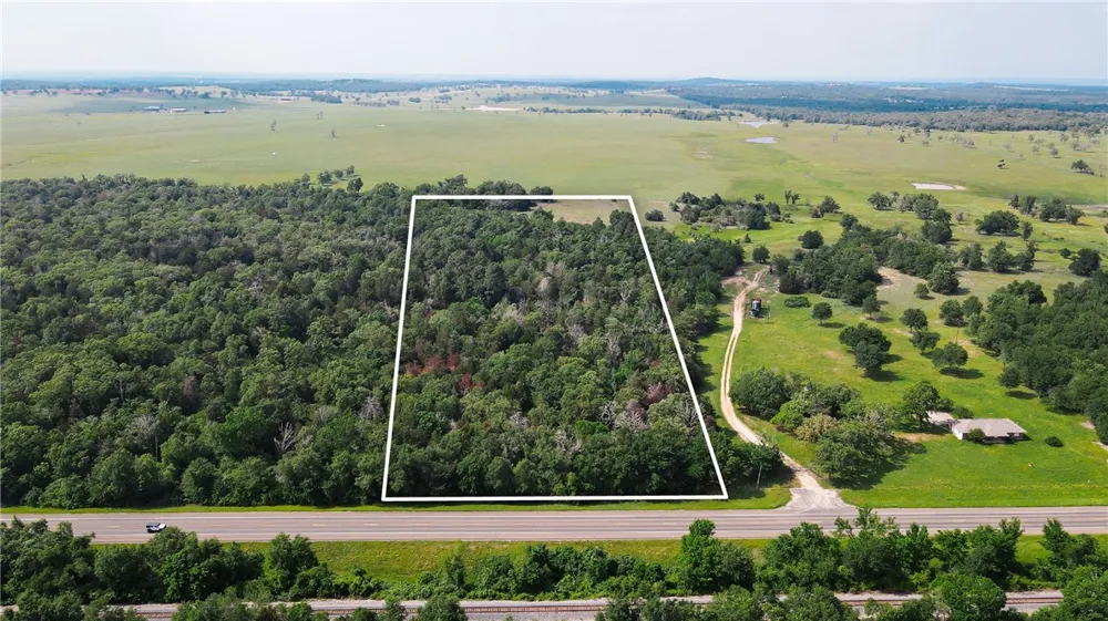 9151 Hwy 79 Milano, TX 76556