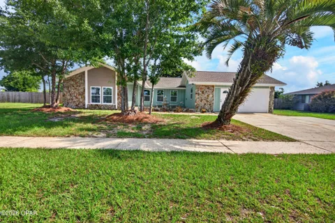 360 Bell Circle