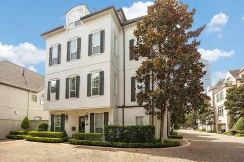1211 Wynden Commons Lane