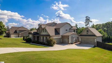 5 Vineyard Way