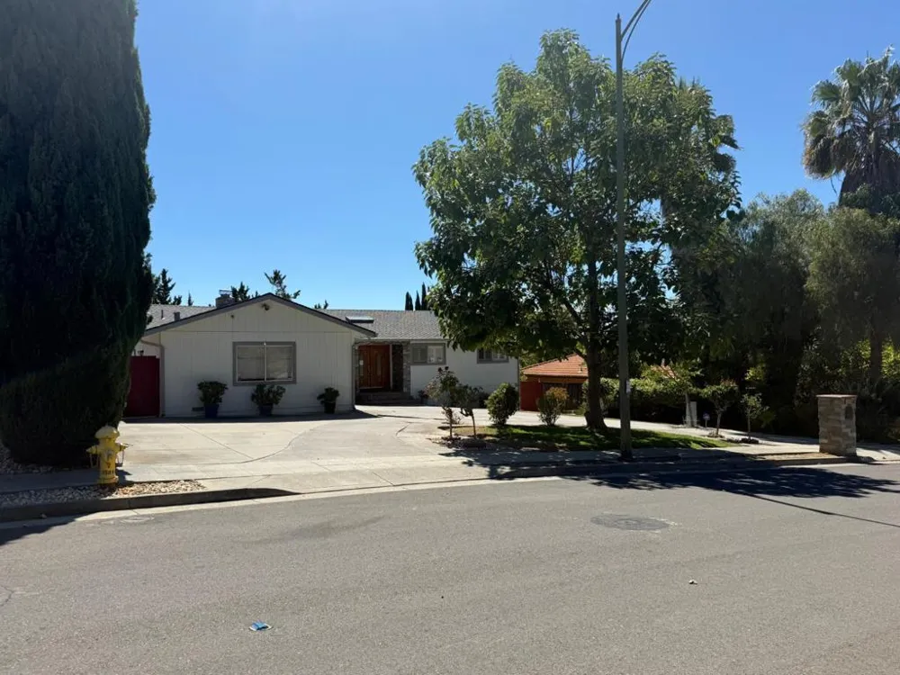 3476 Ramstad Drive San Jose, CA 95127