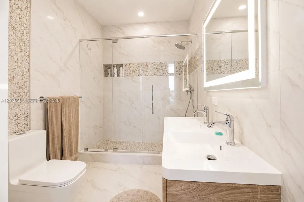 2000 Metropica Way #2609 & 2610 Sunrise, FL 33323