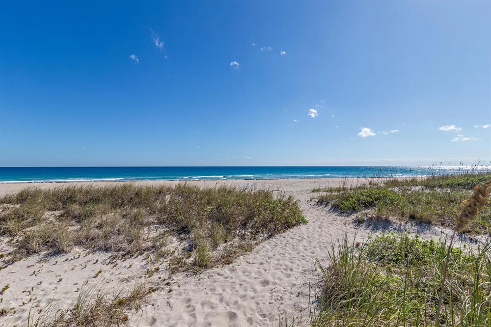 235 Ocean Terrace Palm Beach, FL 33480