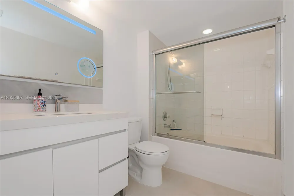 90 ALTON RD #1007 Miami Beach, FL 33139