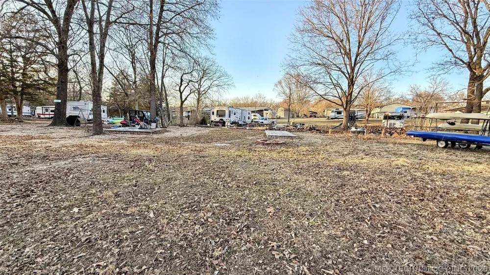 115 Riverside Drive Watts, OK 74964