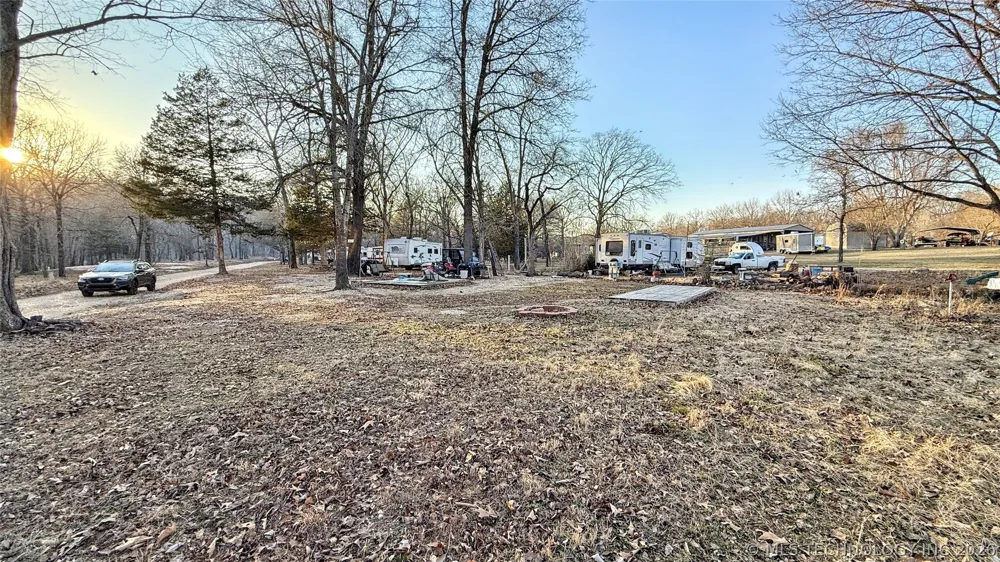 115 Riverside Drive Watts, OK 74964