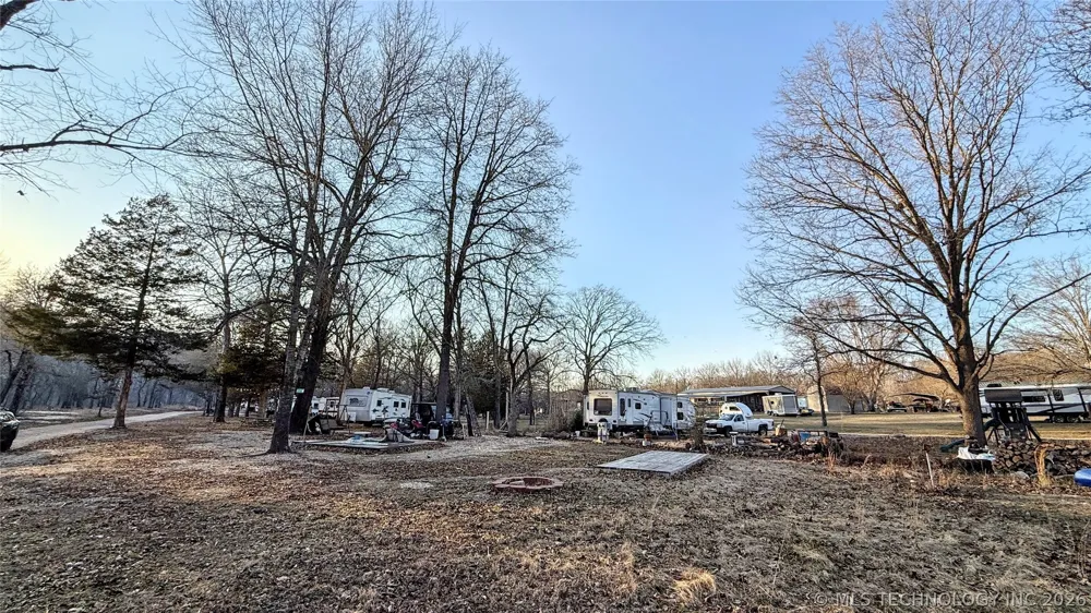 115 Riverside Drive Watts, OK 74964