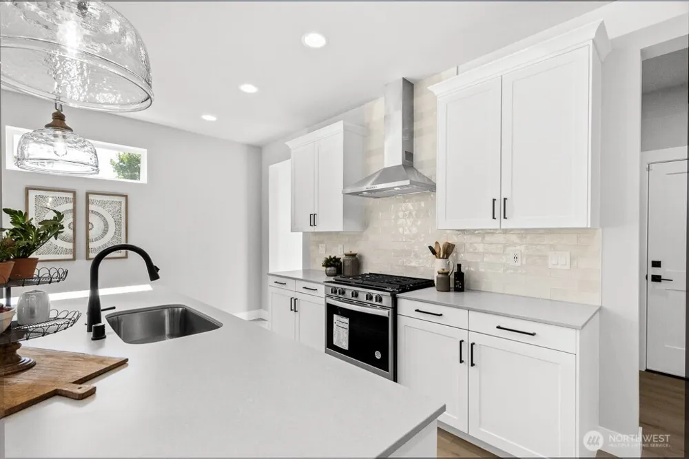 20114 10th Avenue W #A Lynnwood, WA 98087