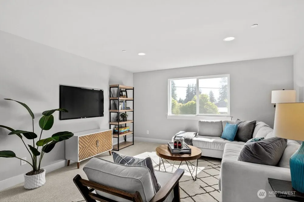 20114 10th Avenue W #A Lynnwood, WA 98087
