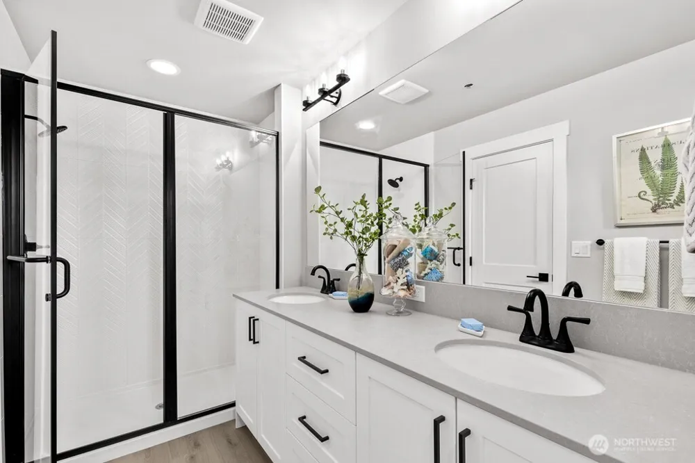 20114 10th Avenue W #A Lynnwood, WA 98087