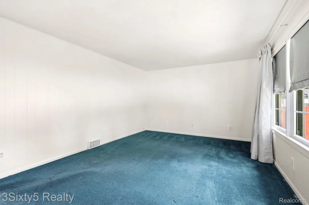 13599 S Huron River Drive Romulus City, MI 48174
