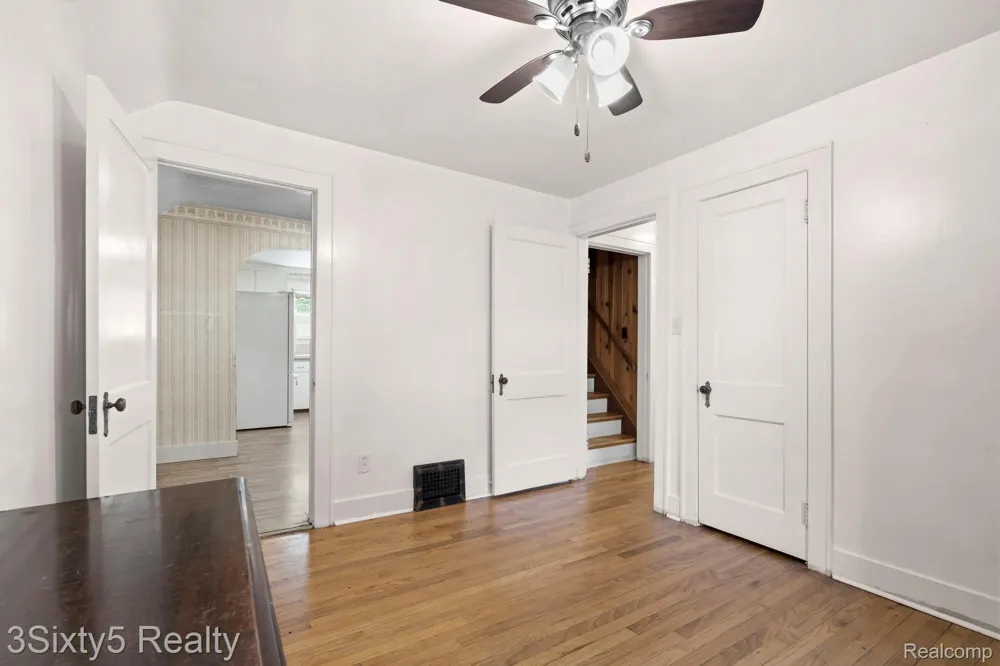 13599 S Huron River Drive Romulus City, MI 48174