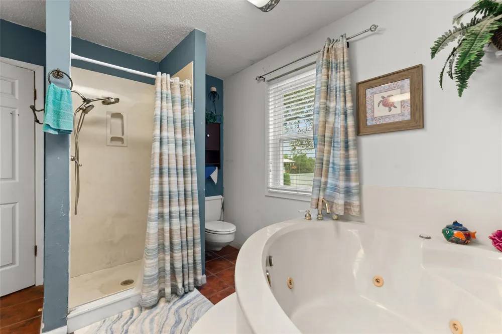 6750 Lakeview Drive Salado, TX 76571