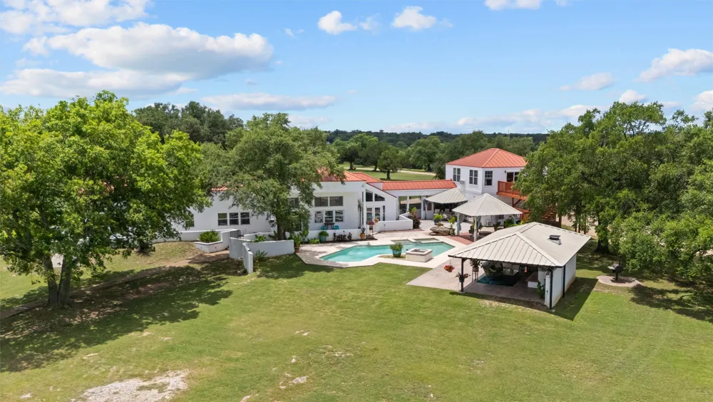 6750 Lakeview Drive Salado, TX 76571