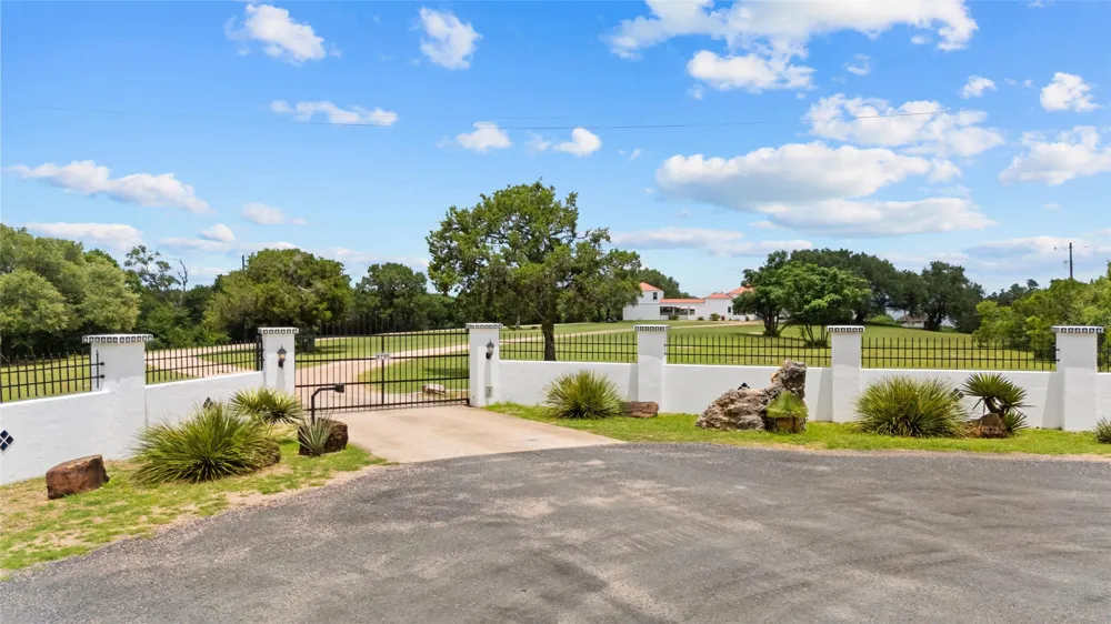 6750 Lakeview Drive Salado, TX 76571
