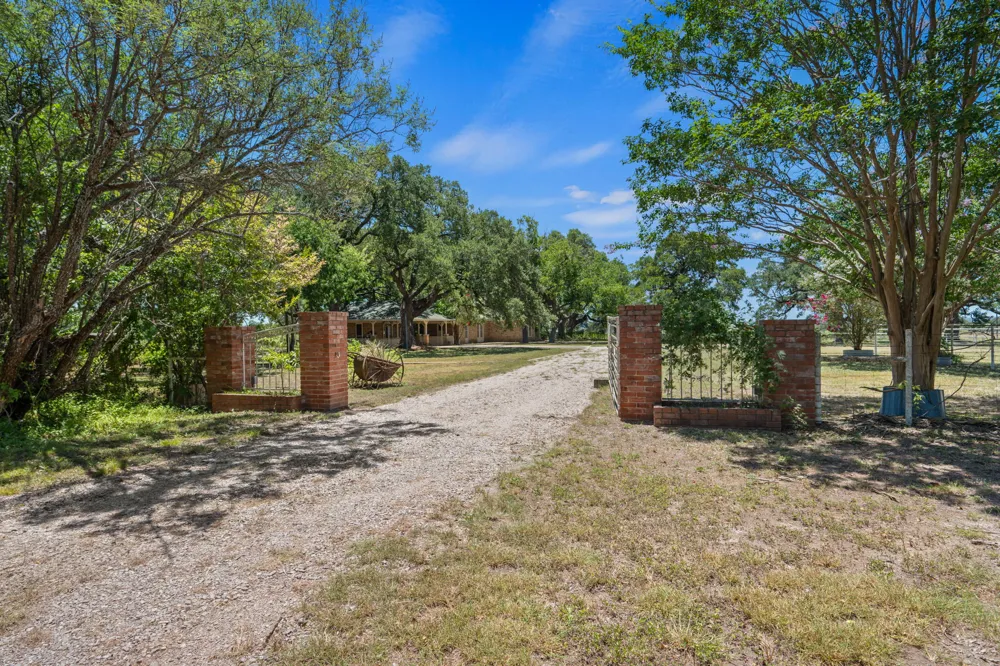 1300 W Tx-29 Bertram, TX 78605