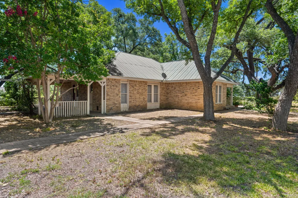 1300 W Tx-29 Bertram, TX 78605