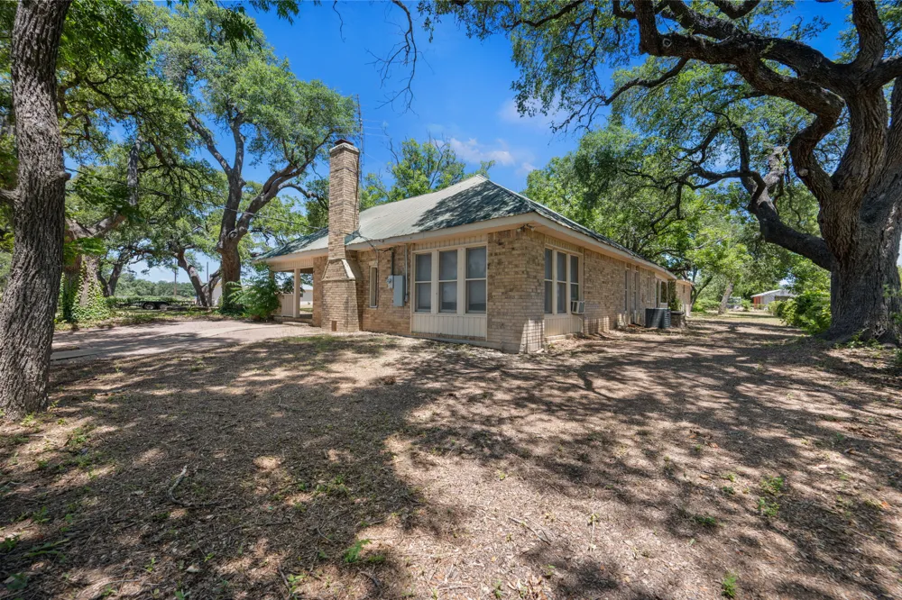 1300 W Tx-29 Bertram, TX 78605