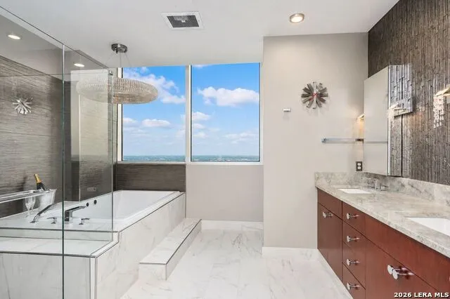 610 E Market St #3001 San Antonio, TX 78205