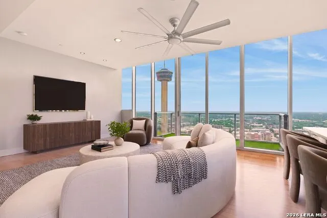 610 E Market St #3001 San Antonio, TX 78205