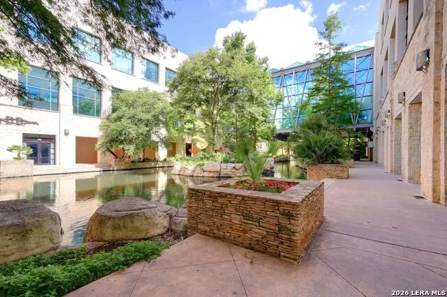 610 E Market St #3001 San Antonio, TX 78205