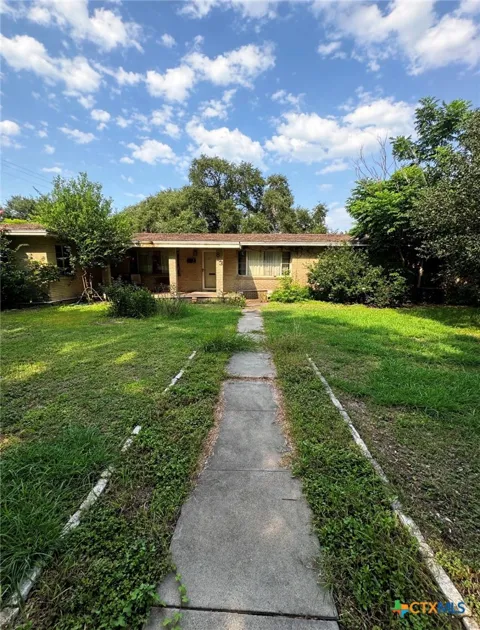 803 Lawndale Avenue