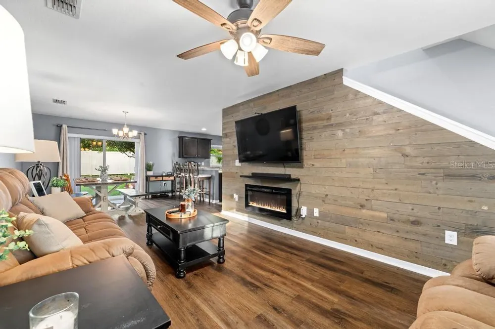 10427 RIVERCREST DRIVE Riverview, FL 33578