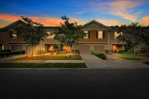 10427 RIVERCREST DRIVE