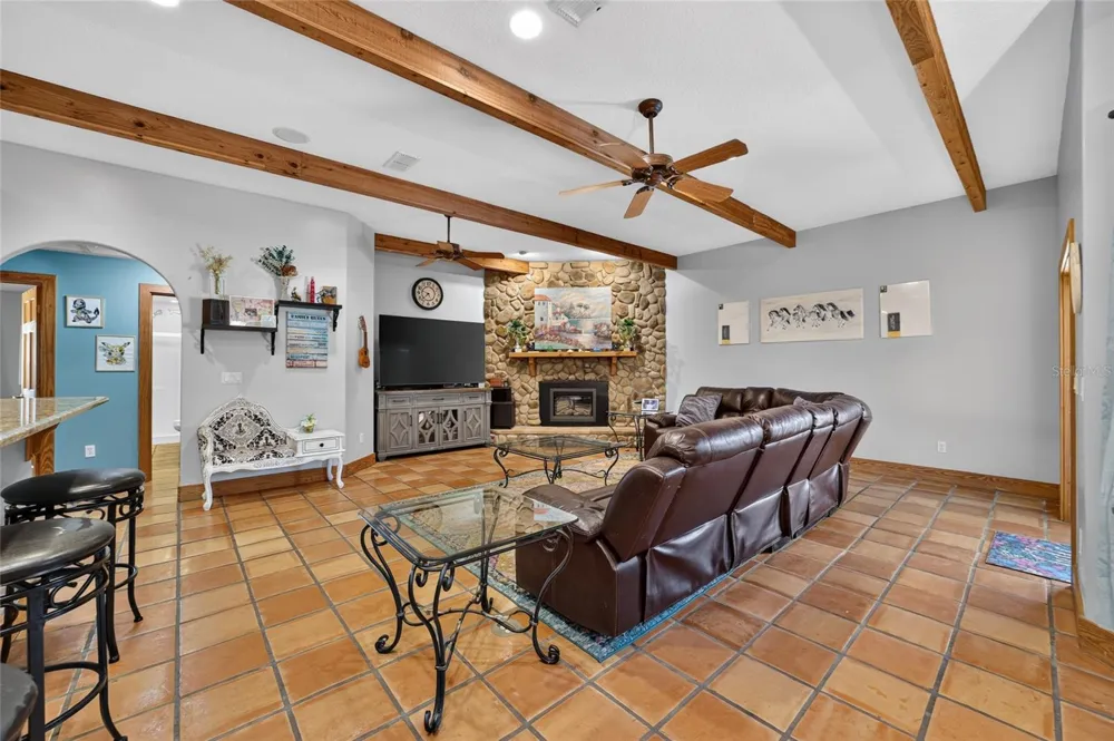 11105 W HIGHWAY 326 ocala, FL 34482