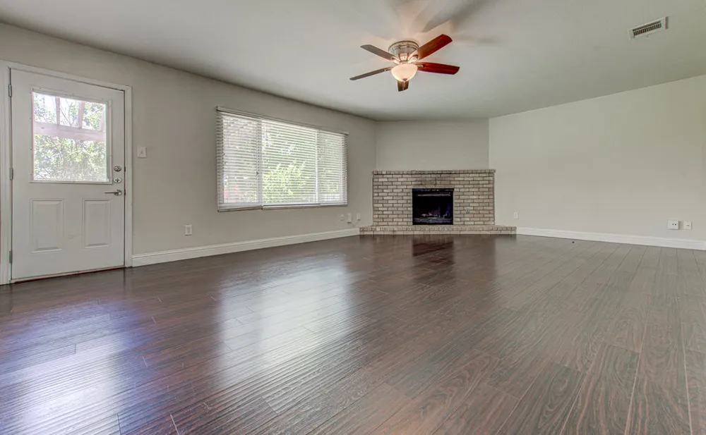 1711 Cricket Hollow Drive Austin, TX 78758